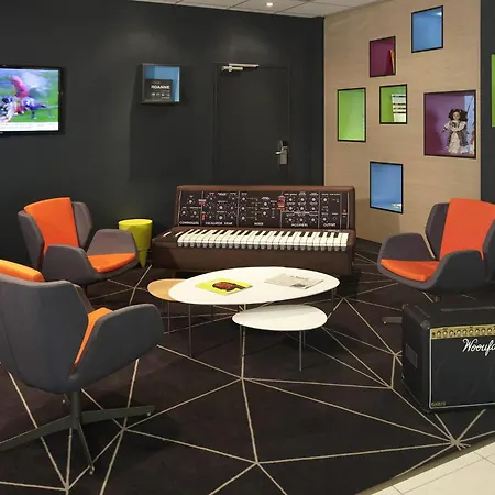 Ibis Styles Centre Gare Hotel 3*