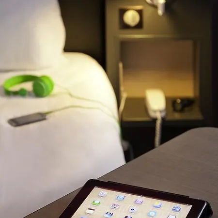 イビス スティル サントル ガール 3* ロアンヌ