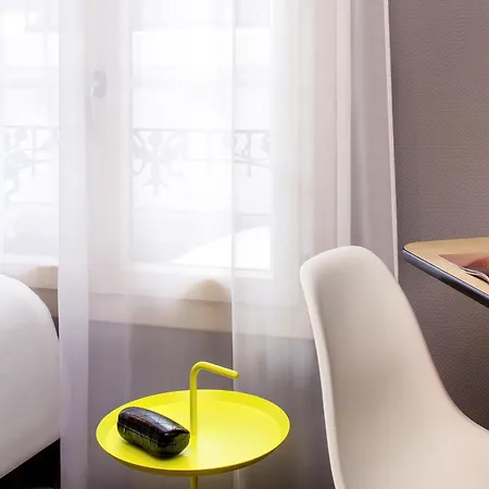 酒店 罗阿纳中央车站宜必思尚品酒店 3*